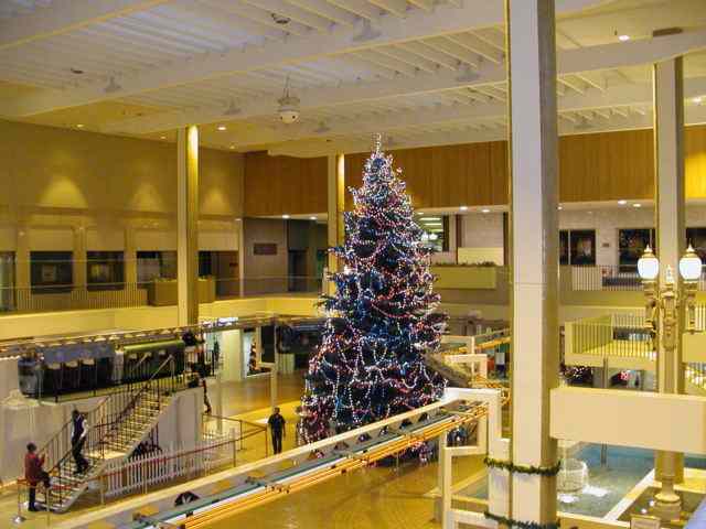 Midtown Plaza Rochester NY New York Christmas Monorail And Libertey Pole Downtown images by sp00k Www.RocPic.Com 2001