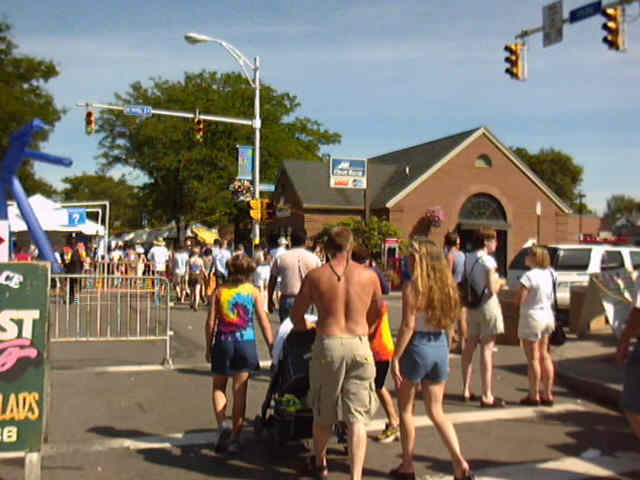 Street Scenes  At The 25th Annual Park Ave Fest Rochester New York August 3rd & 4th 2001