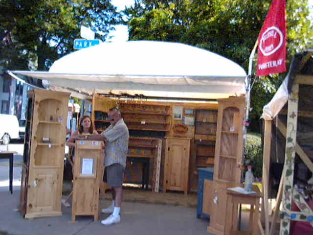 Park Ave Fest, Rochester New York, August 3 & 4 2001. Images Of Vendors.