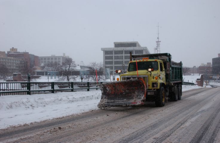 Snow Plow on the Andrews Street Bridge. 24 hour fresh 1:10 PM Jan 29th 2004 RocPic.Com POD RocPic.Com POD RocPic.Com POD - Rochester NY Picture Of The Day from RocPic.Com winter spring summer fall pictures photos images people buildings events concerts festivals photo image at new images daily Rochester New York Fall I Love NY I luv NY Rochester New York Jan 2004 POD Winter view picture photo image pictures photos images