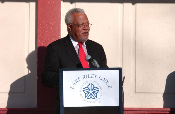 Picture - Mayor Johnson Addresses The Crowd At The Rededication Ceremony For The Lake Riley Lodeg At Cobbs Hill Park. Fresh 6:15 PM. Apr 21st 2005 - Rochester NY Picture Of The Day from RocPic.Com spring summer fall winter pictures photos images people buildings events concerts festivals photo image at new images daily Rochester New York Fall I Love NY I luv NY Rochester New York 2004 POD view picture photo image pictures photos images