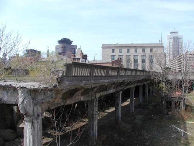 Picture The old South Ave. and Court St. subway station with Rochester NY Skyline in background. Links on this page to 1951 era photos of the same area courtosey of the Rochester Public Library. Rochester New York Picture Of The Day from DigitalSter.Com & RocPic.Com spring summer fall winter pictures photos images people buildings events concerts festivals photo image at digitalster.com new images daily 2003 Rochester New York Spring I Love NY I luv NY Rochester New York May 1st 2003 POD spring view picture photo image pictures photos images