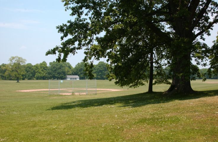 Picture - Baseball Diamond #4 In Genesee Valley Park. Fresh 1:05 PM. June 8th 2005 POD. - Rochester NY Picture Of The Day from RocPic.Com spring summer fall winter pictures photos images people buildings events concerts festivals photo image at new images daily Rochester New York Fall I Love NY I luv NY Rochester New York 2005 POD view picture photo image pictures photos images