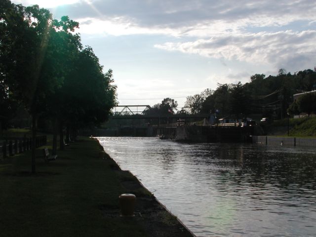 Picture Sunset Erie Canal Lock # 27 Lyons NY Rochester NY Picture Of The Day from DigitalSter.Com & RocPic.Com spring summer fall winter pictures photos images people buildings events concerts festivals photo image at digitalster.com new images daily 2003 Rochester New York Spring I Love NY I luv NY Rochester New York Jun 10th 2003 POD spring view picture photo image pictures photos images