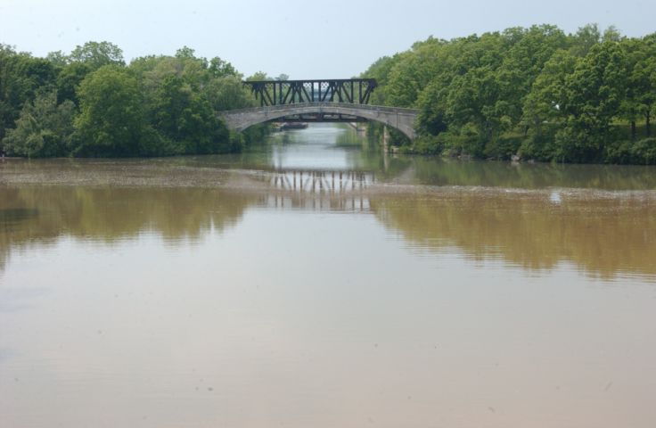 Picture - Where The Erie Canal And The Genesee River Meet On The Genesee River Trail. The White Stuff On The Water Is The Seedlings Of Cottonwood Trees. 24 Hour Fresh 2:35 PM. June 14th 2005 POD. - Rochester NY Picture Of The Day from RocPic.Com spring summer fall winter pictures photos images people buildings events concerts festivals photo image at new images daily Rochester New York Fall I Love NY I luv NY Rochester New York 2005 POD view picture photo image pictures photos images