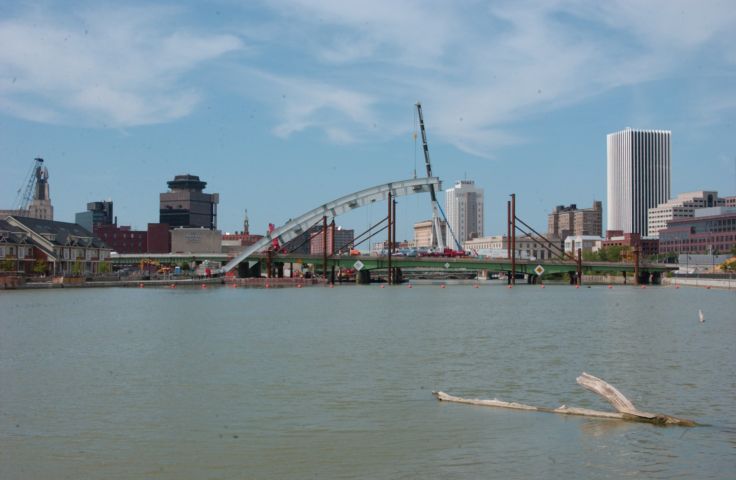 Picture - Half Of An Arch Is Completed On The New Troupe Howell Bridge Jul 7th 2005 POD  - Rochester NY Picture Of The Day from RocPic.Com spring summer fall winter pictures photos images people buildings events concerts festivals photo image at new images daily Rochester New York Fall I Love NY I luv NY Rochester New York 2005 POD view picture photo image pictures photos images