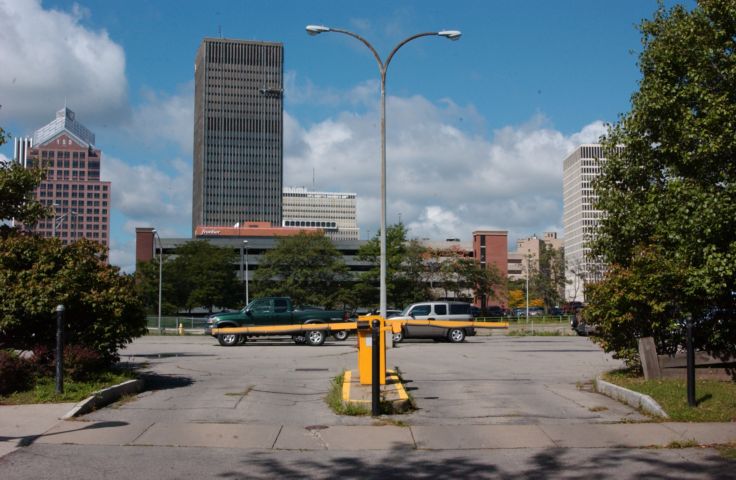 Picture Rochester Skyline as seen from Wadsworth Square Sep 10th 2004 POD. - Rochester NY Picture Of The Day from RocPic.Com summer fall winter spring pictures photos images people buildings events concerts festivals photo image at new images daily Rochester New York Fall I Love NY I luv NY Rochester New York Jan 2004 POD Winter view picture photo image pictures photos images