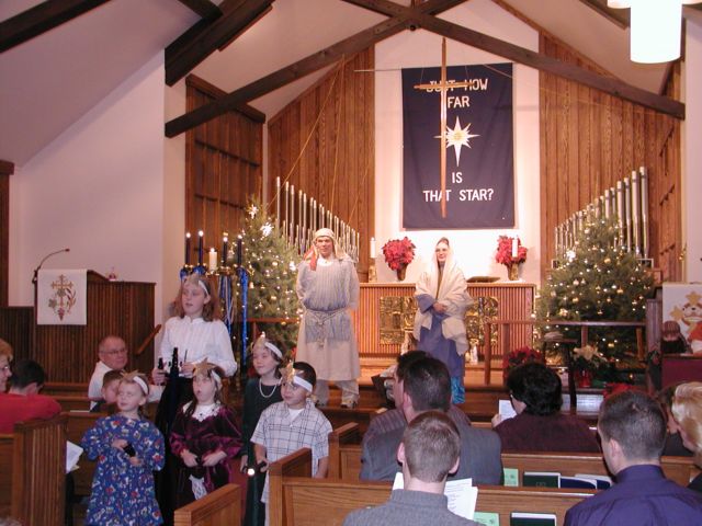 Picture - Sunday School Christmas Pageant, Christmas Eve, 5:30 PM. Transfiguration Lutheran Church Irondequoit NY - Rochester NY Picture Of The Day from RocPic.Com winter spring summer fall pictures photos images people buildings events concerts festivals photo image at new images daily Rochester New York Fall I Love NY I luv NY Rochester New York Dec 2003 POD fall view picture photo image pictures photos images