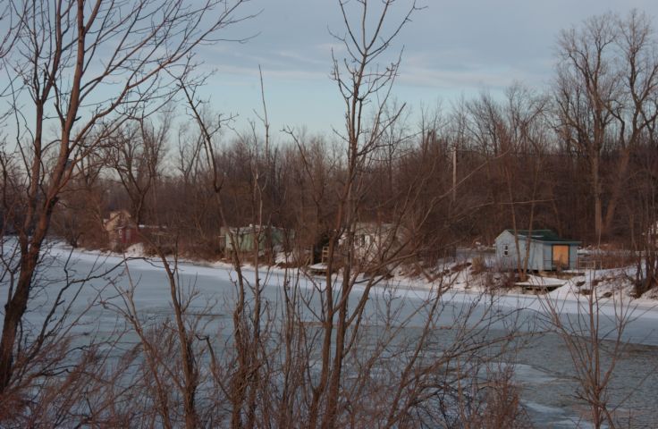 Picture Scottsville Road view of the East bank of the Genesee River and East River Road. 24 hour fresh 4:36 PM RocPic.Com Feb 24th 2004 POD. - Rochester NY Picture Of The Day from RocPic.Com winter spring summer fall pictures photos images people buildings events concerts festivals photo image at new images daily Rochester New York Fall I Love NY I luv NY Rochester New York Jan 2004 POD Winter view picture photo image pictures photos images