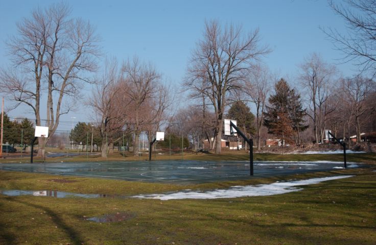 Picture Basketball Court Cobbs Hill Park 63F Degrees. 24 hour fresh 2:50 PM. Mar 6th 2004 POD. - Rochester NY Picture Of The Day from RocPic.Com winter spring summer fall pictures photos images people buildings events concerts festivals photo image at new images daily Rochester New York Fall I Love NY I luv NY Rochester New York Jan 2004 POD Winter view picture photo image pictures photos images